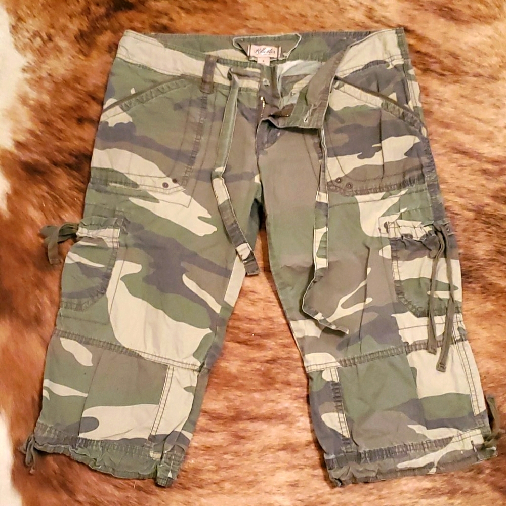 Hollister M Camo Capri